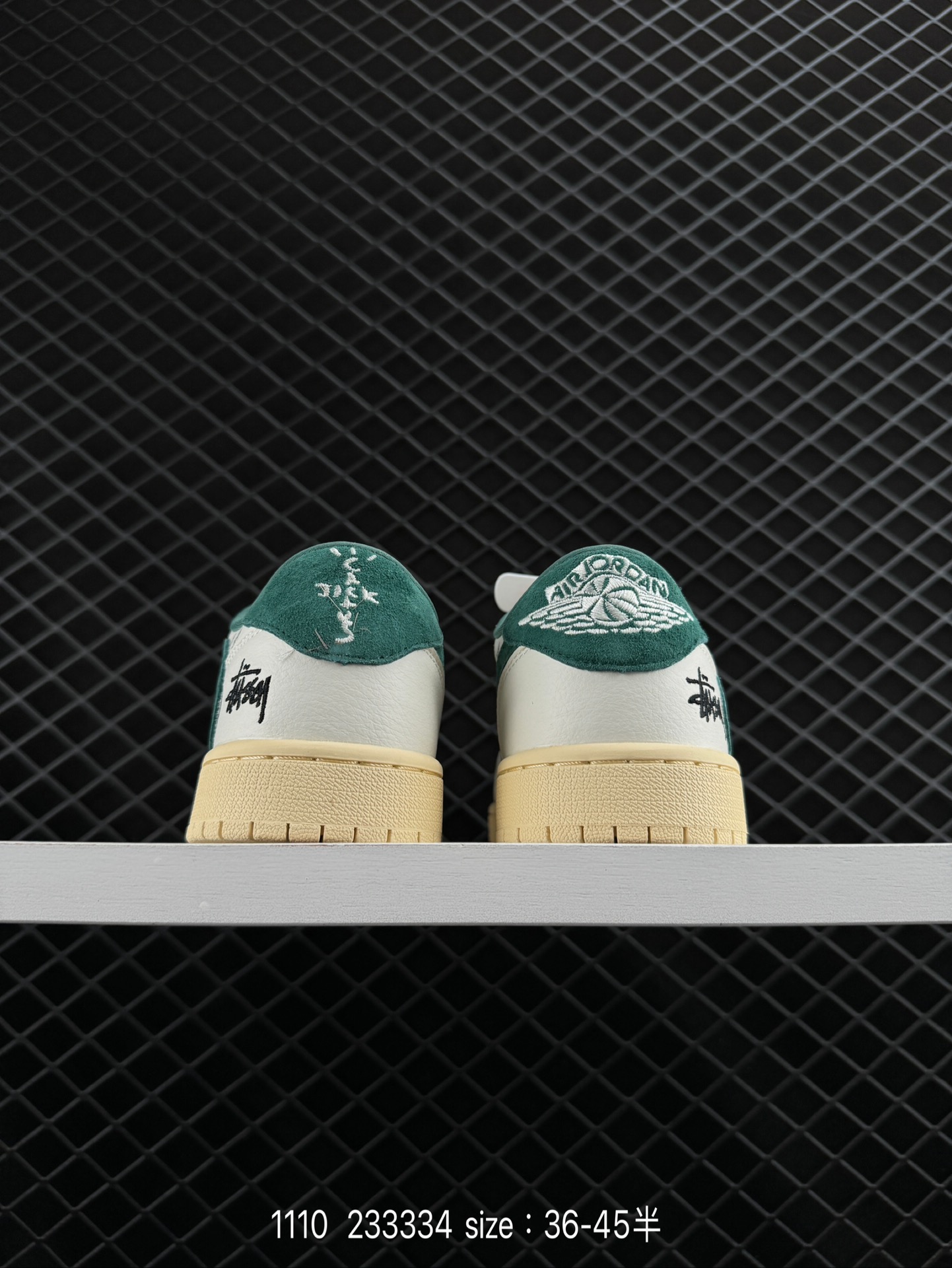 Travis Scott x Air Jordan 1 ” Reverse Mocha “